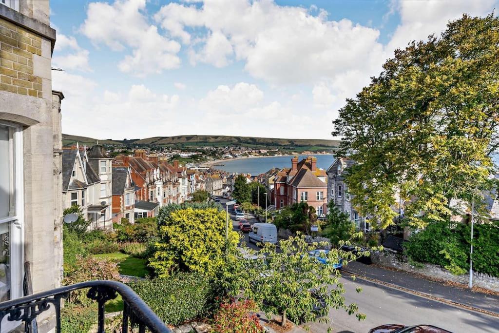 Dizzy Heights Swanage Sleeps 10 With Amazing Views Villa Luaran gambar