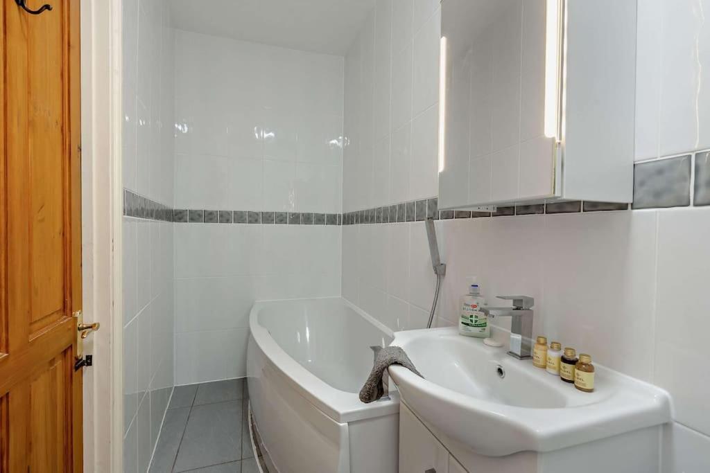 Dizzy Heights Swanage Sleeps 10 With Amazing Views Villa Luaran gambar